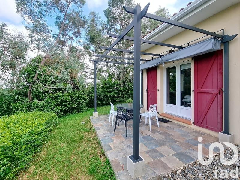 Maison - 233 m² - 10 pièces