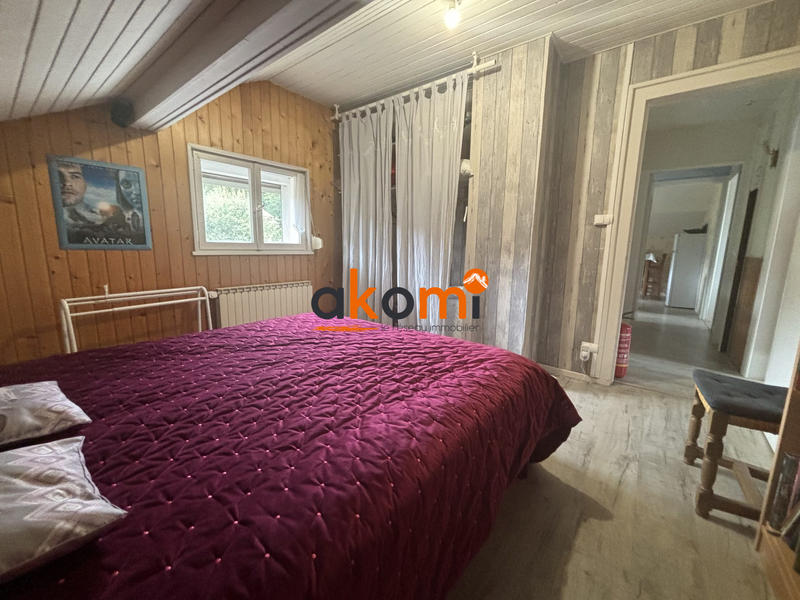 Maison traditionnelle - 145 m² - 7 pièces