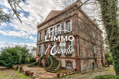 Château - 424 m² - 7 pièces