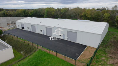 Local d'activités - 230 m²