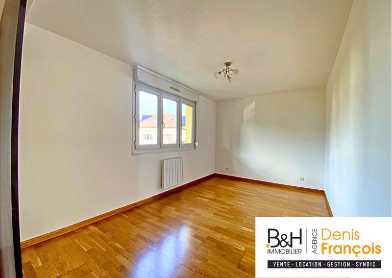 Appartement - 90 m² - 4 pièces