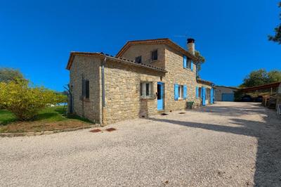 Maison - 150 m² - 4 pièces