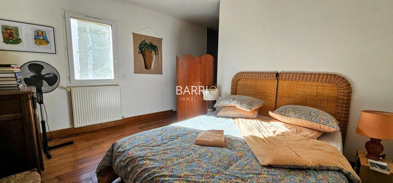 Villa - 232 m² - 11 pièces