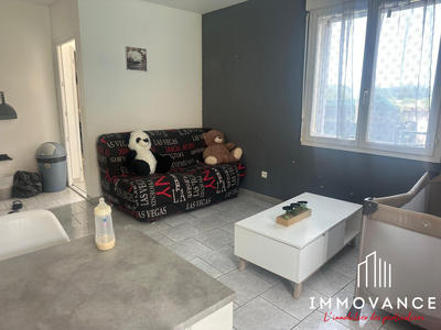 Maison - 273 m² - 11 pièces