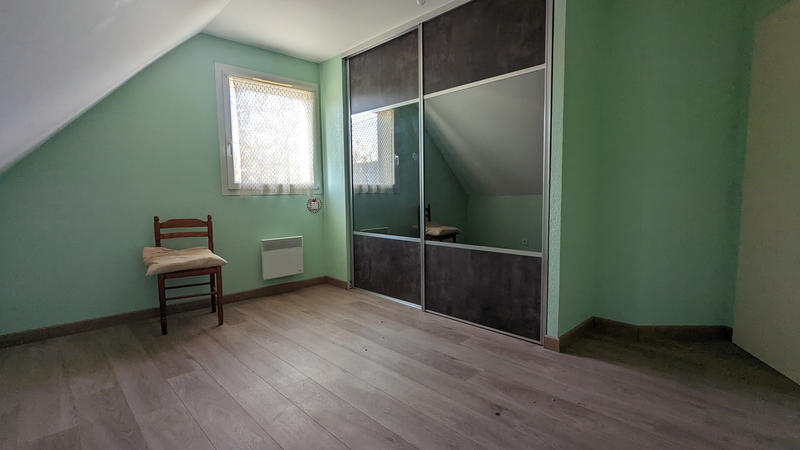 Maison - 95 m² - 5 pièces