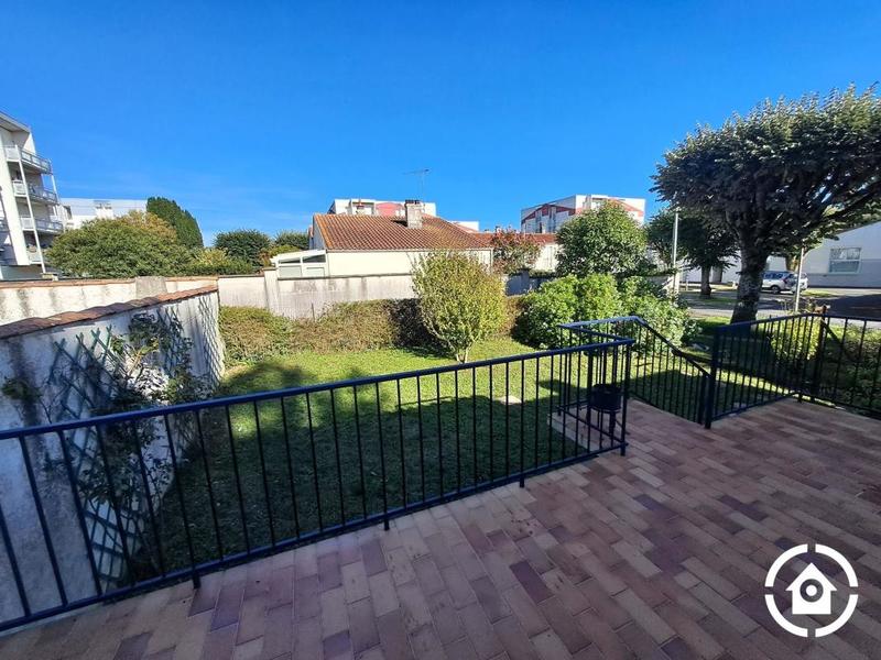 Maison de ville - 111 m² - 6 pièces