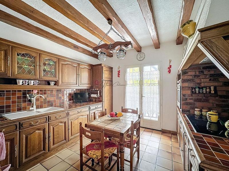 Maison - 195 m² - 8 pièces