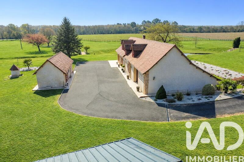 Maison de campagne - 230 m² - 7 pièces