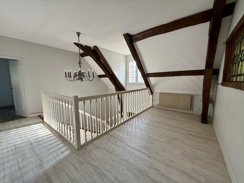 Maison - 193 m² - 6 pièces