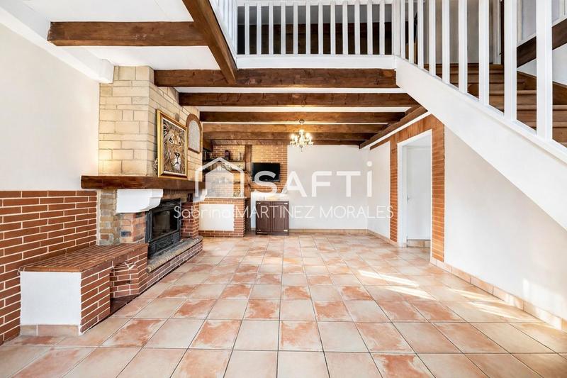 Maison - 99 m² - 5 pièces