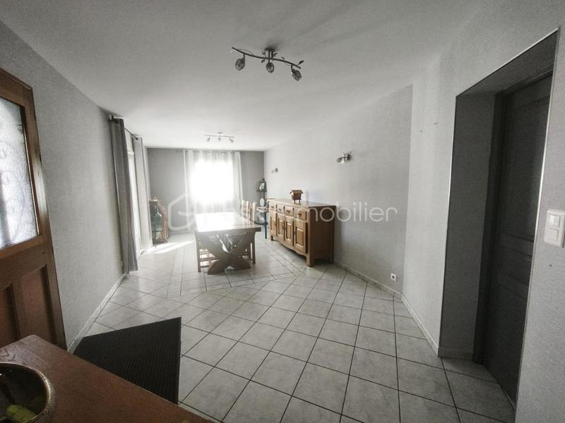 Maison - 141 m² - 6 pièces