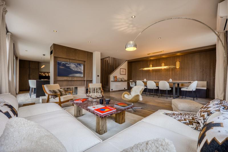 Châlet - 196 m² - 9 pièces