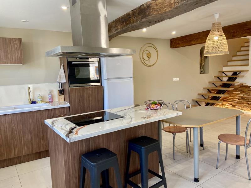 Maison traditionnelle - 97 m² - 2 pièces