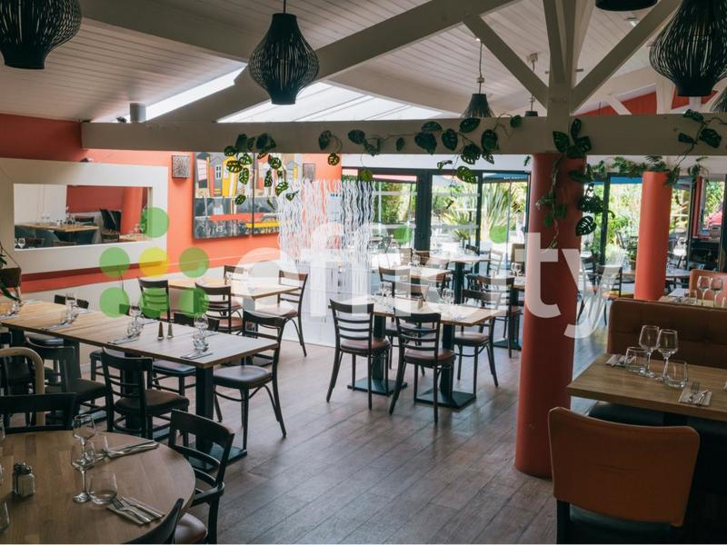 Fonds de commerce - 400 m²