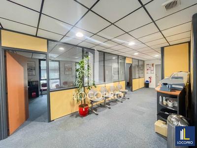 Bureau - 315 m²