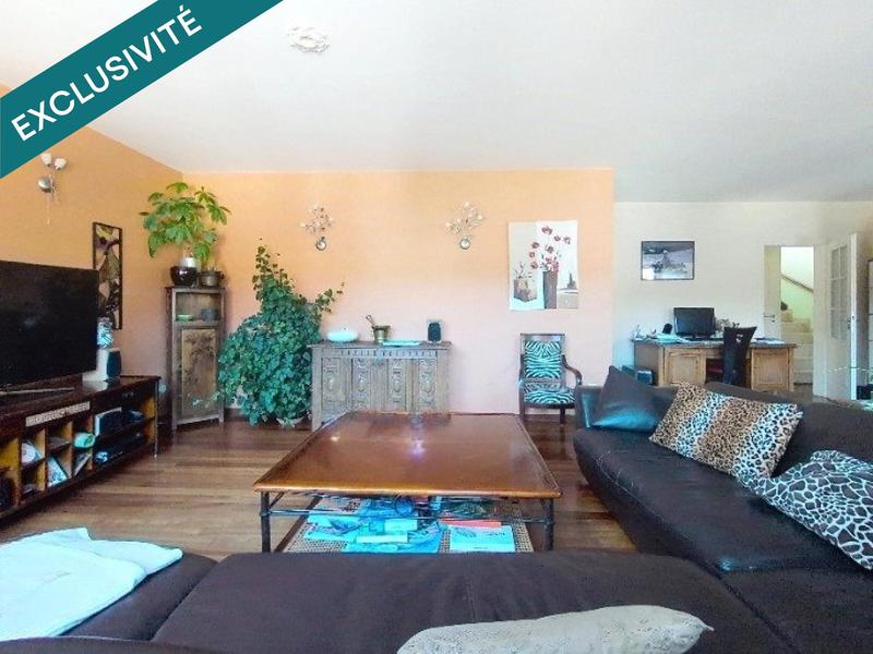 Maison - 180 m² - 6 pièces