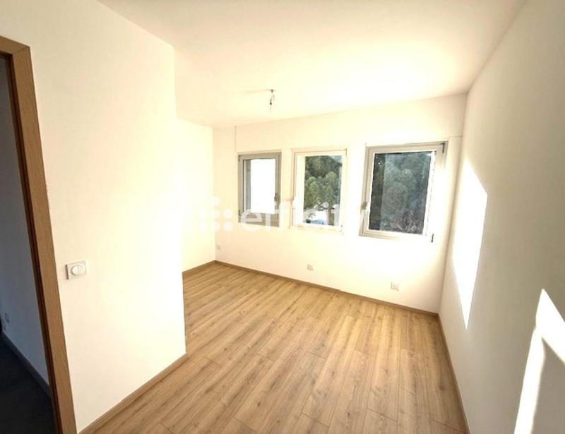 Appartement - 82 m² - 5 pièces