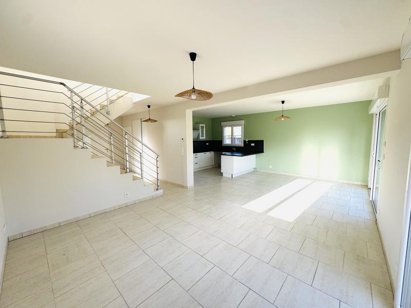 Pavillon - 144 m² - 7 pièces