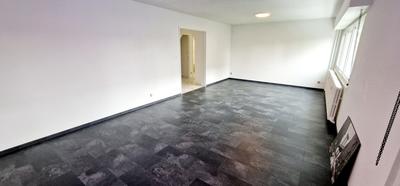 Appartement - 90 m² - 3 pièces