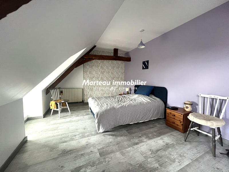 Maison - 250 m² - 6 pièces