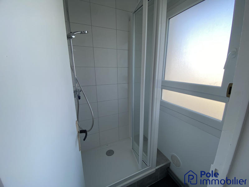 Appartement - 84 m² - 5 pièces