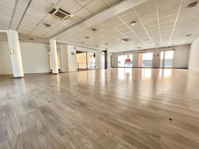 Local d'activités - 162 m² - 2 pièces