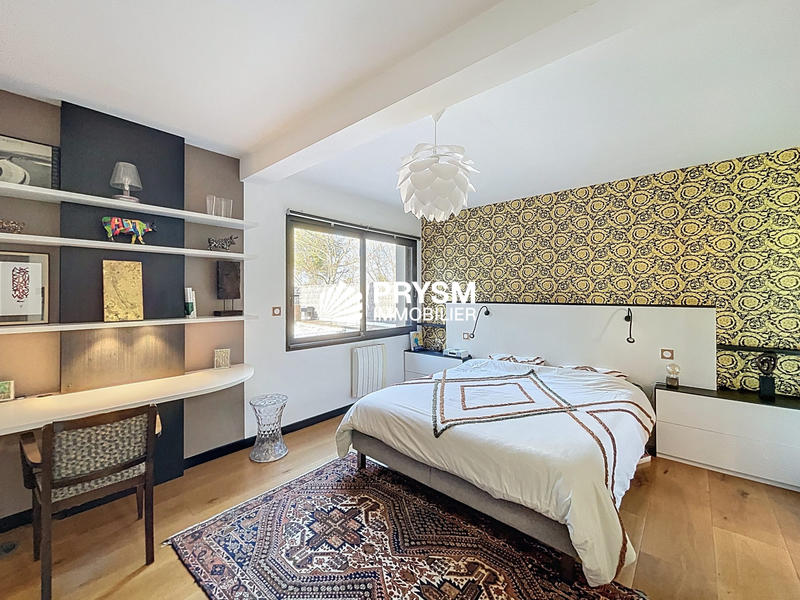 Maison contemporaine - 197 m² - 6 pièces