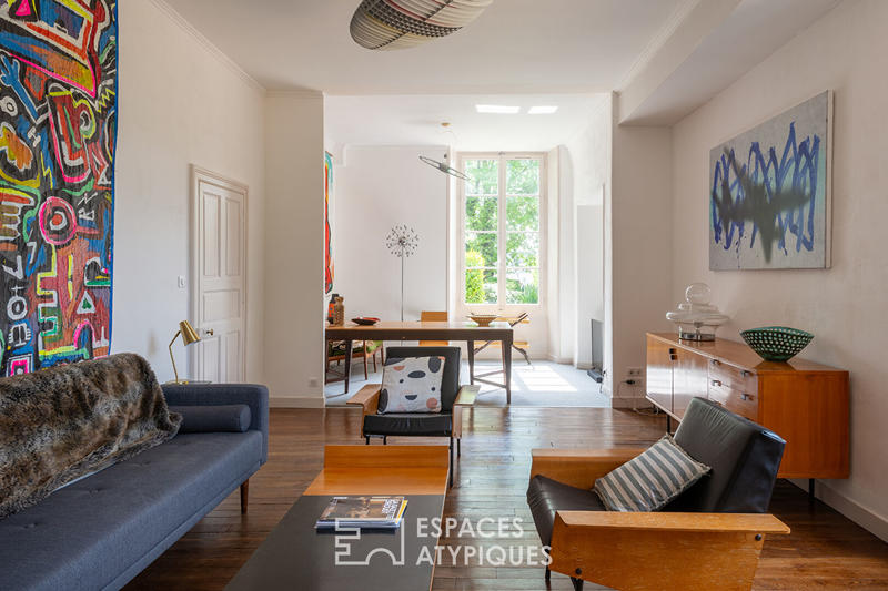 Maison - 382 m² - 10 pièces