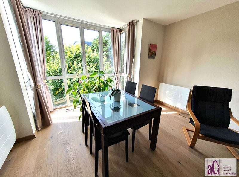 Appartement - 77 m² - 3 pièces