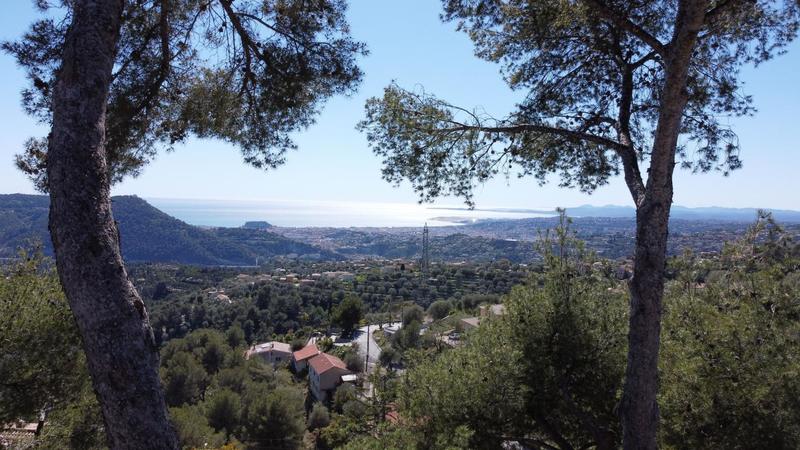 Propriété - 256 m² - 7 pièces