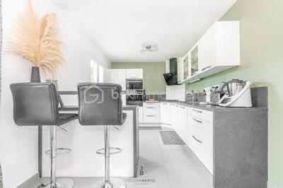 Maison - 135 m² - 6 pièces