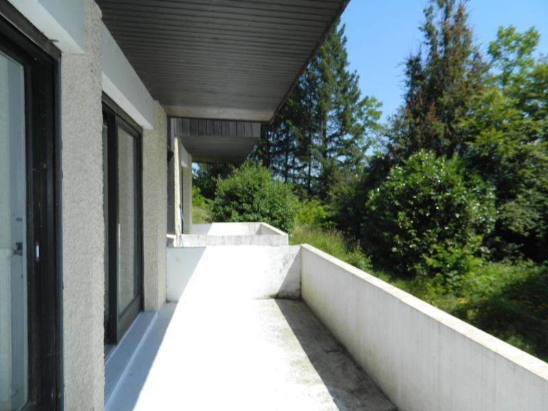 Maison - 240 m² - 9 pièces