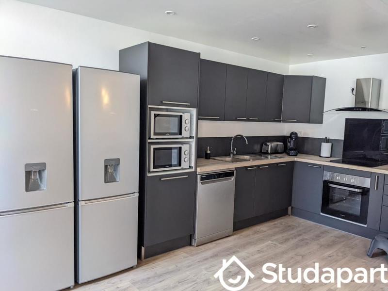 Chambre - 12 m² - 1 pièce