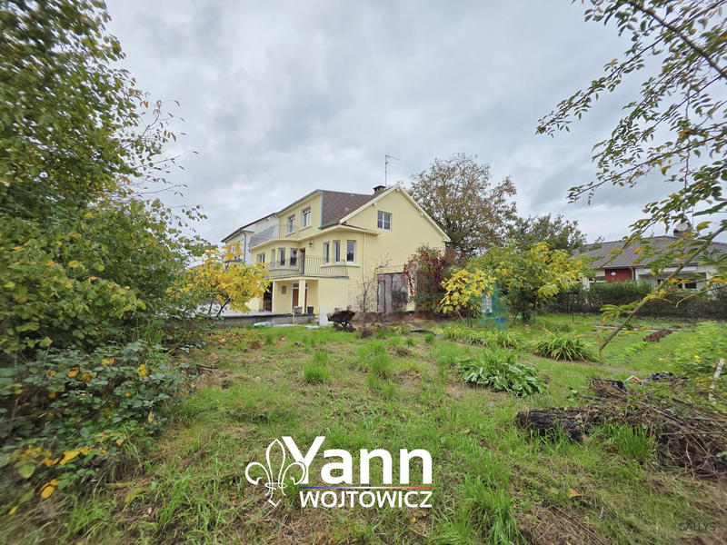 Maison - 135 m² - 6 pièces