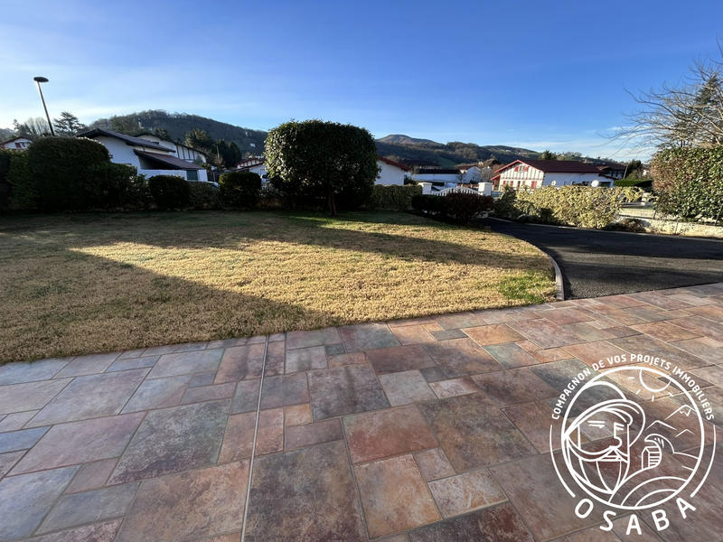 Maison - 167 m² - 6 pièces