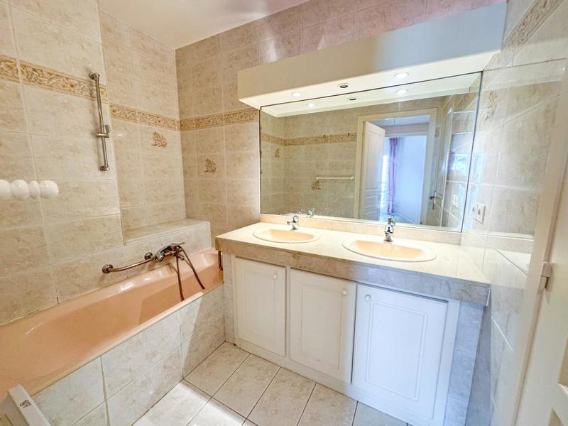 Appartement - 63 m² - 2 pièces