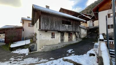 Maison - 140 m² - 4 pièces