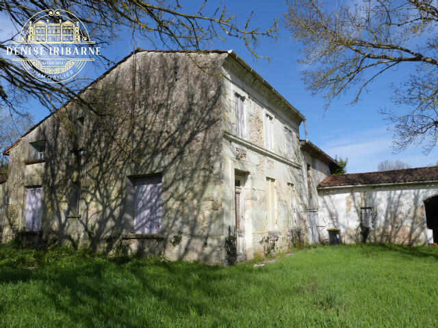 Corps de ferme - 282 m² - 12 pièces