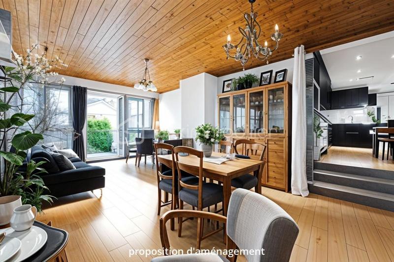 Maison traditionnelle - 166 m² - 9 pièces