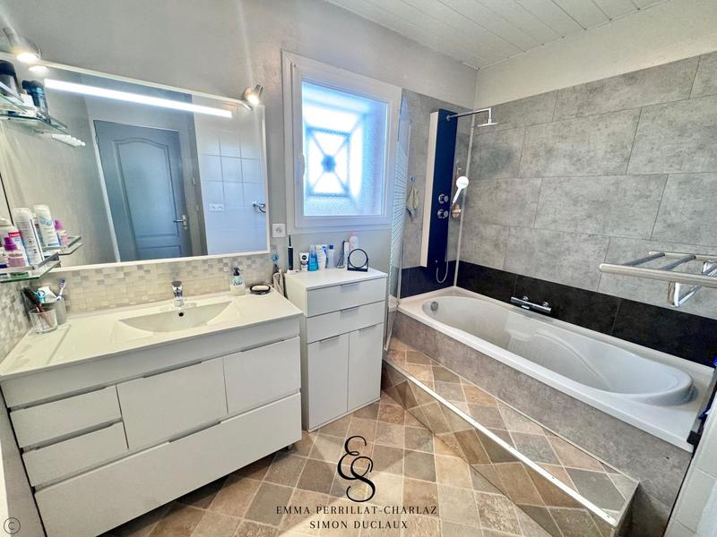 Maison - 106 m² - 5 pièces