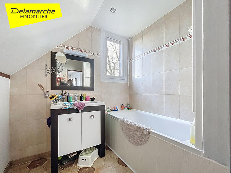 Maison - 137 m² - 6 pièces