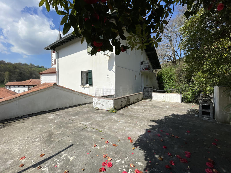 Maison - 162 m² - 6 pièces