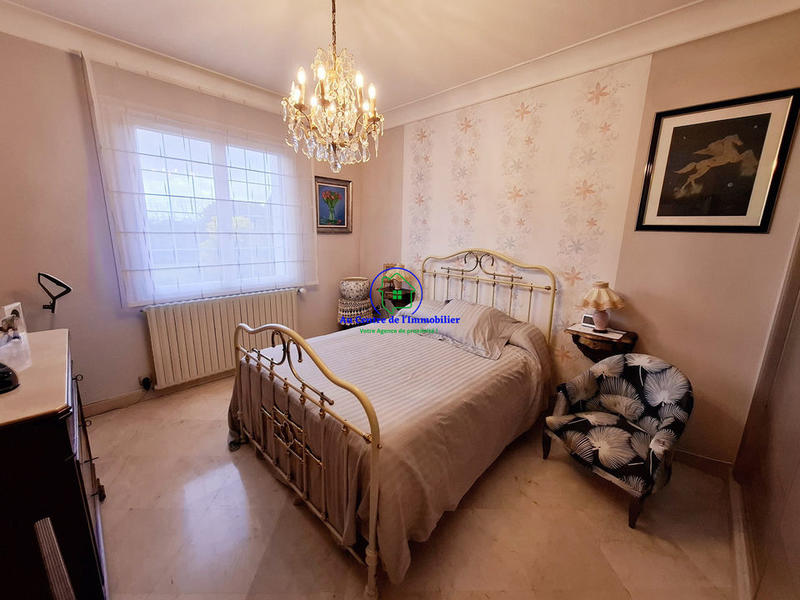 Appartement - 143 m² - 5 pièces