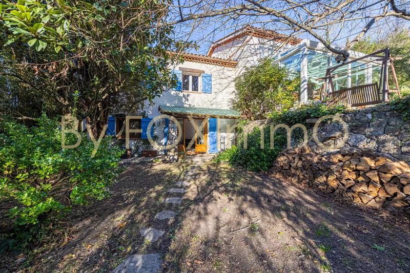 Villa - 220 m² - 7 pièces