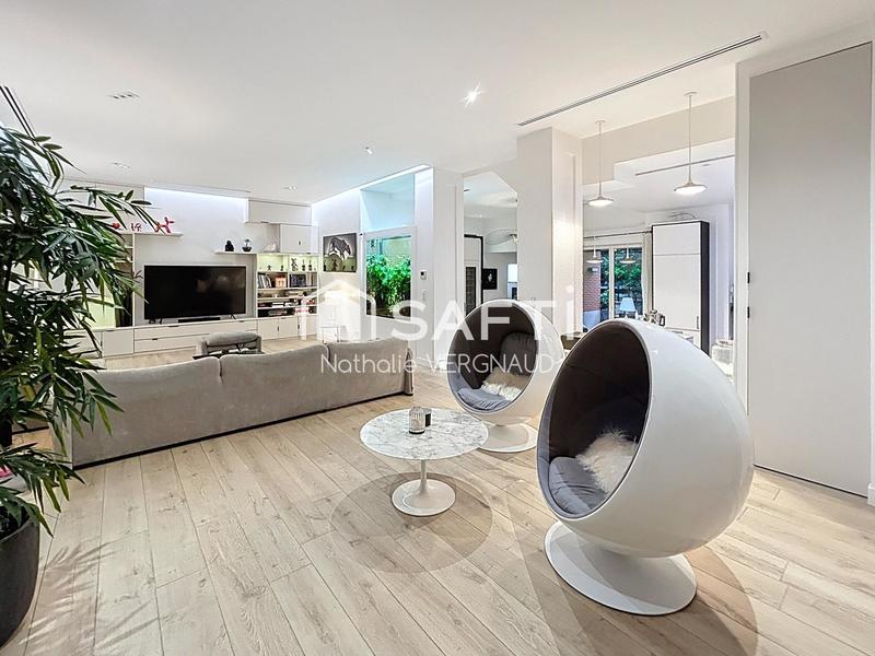 Appartement - 140 m² - 5 pièces