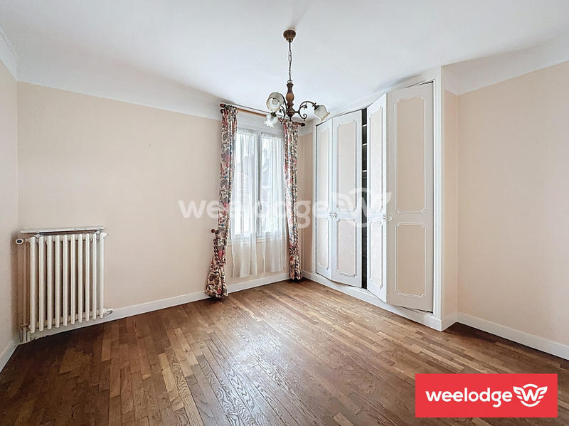 Ferme - 505 m² - 10 pièces