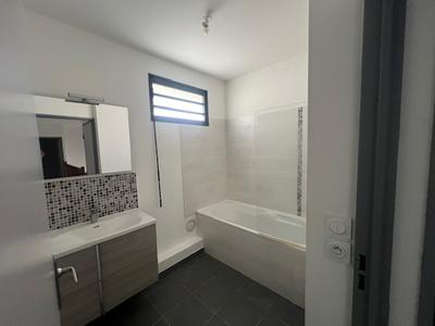 Villa - 84 m² - 4 pièces