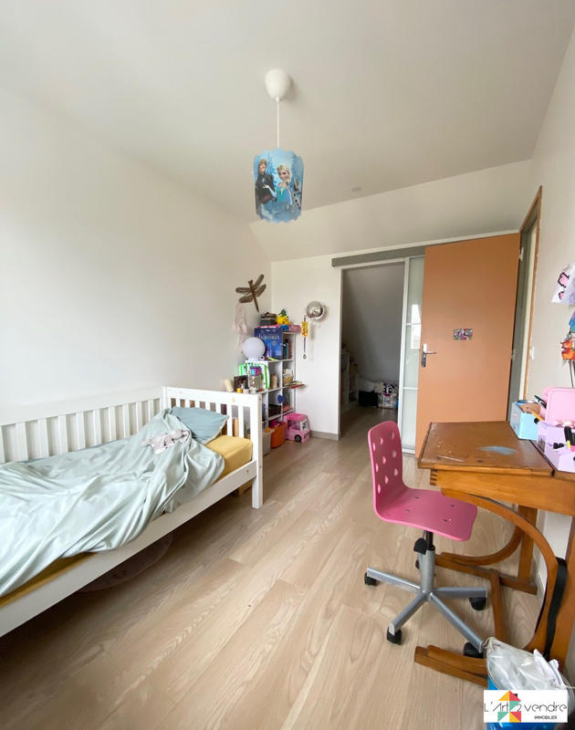 Maison traditionnelle - 100 m² - 5 pièces