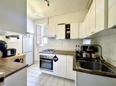 Appartement - 75 m² - 3 pièces