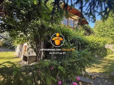 Maison - 65 m² - 3 pièces